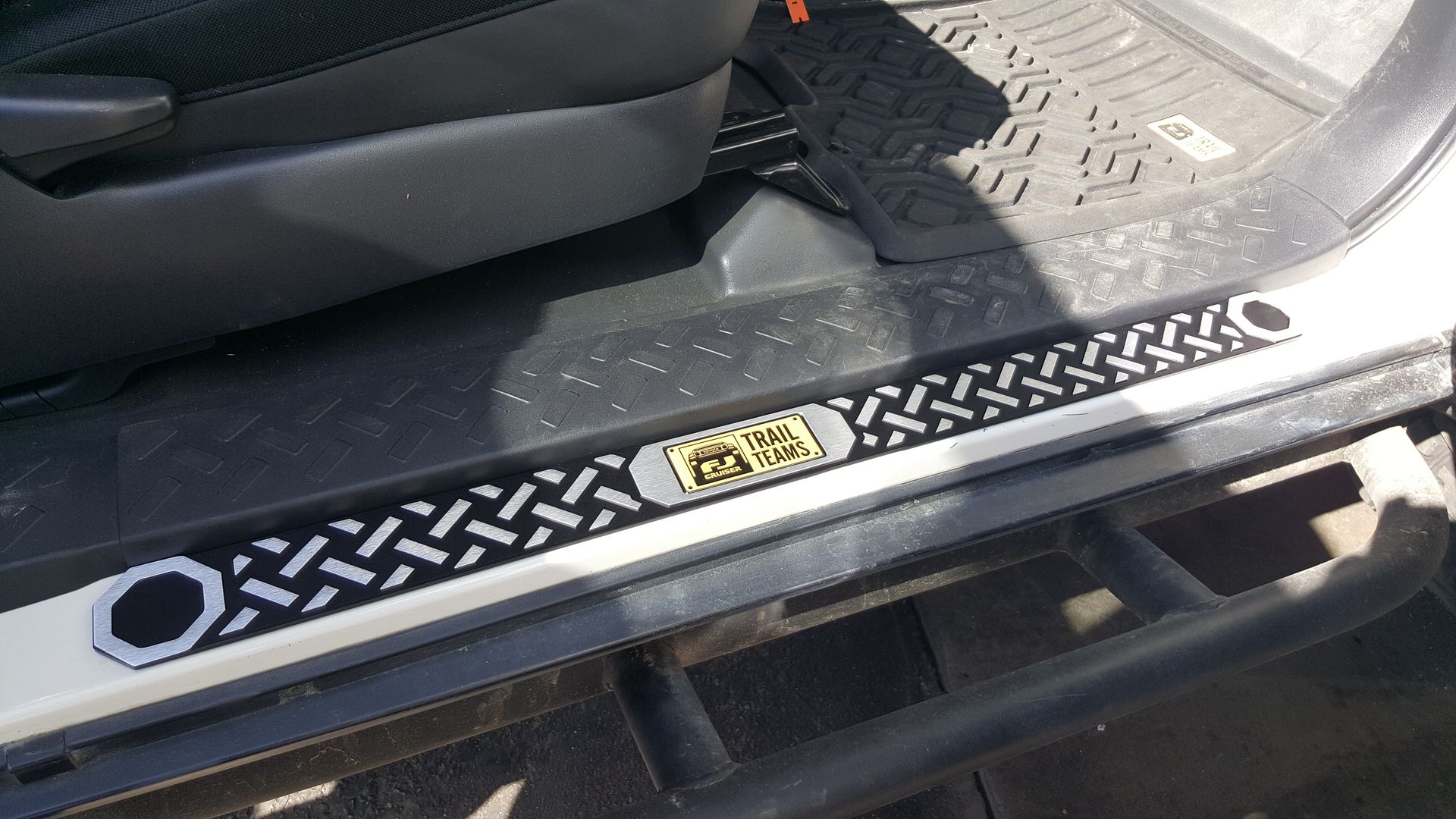 Trail Teams Billet Door Sill Protectors Installed Toyota FJ Cruiser Forum